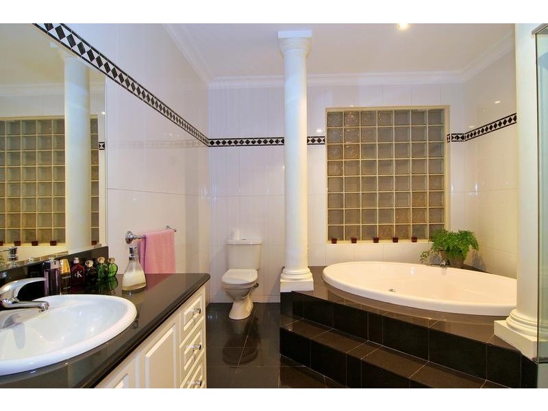 Cranbourne South VIC 3977