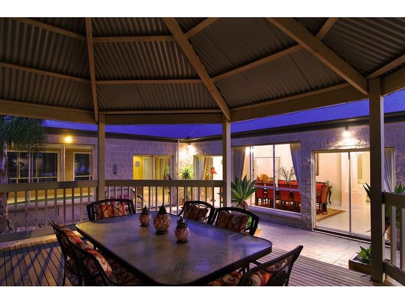 Cranbourne South VIC 3977