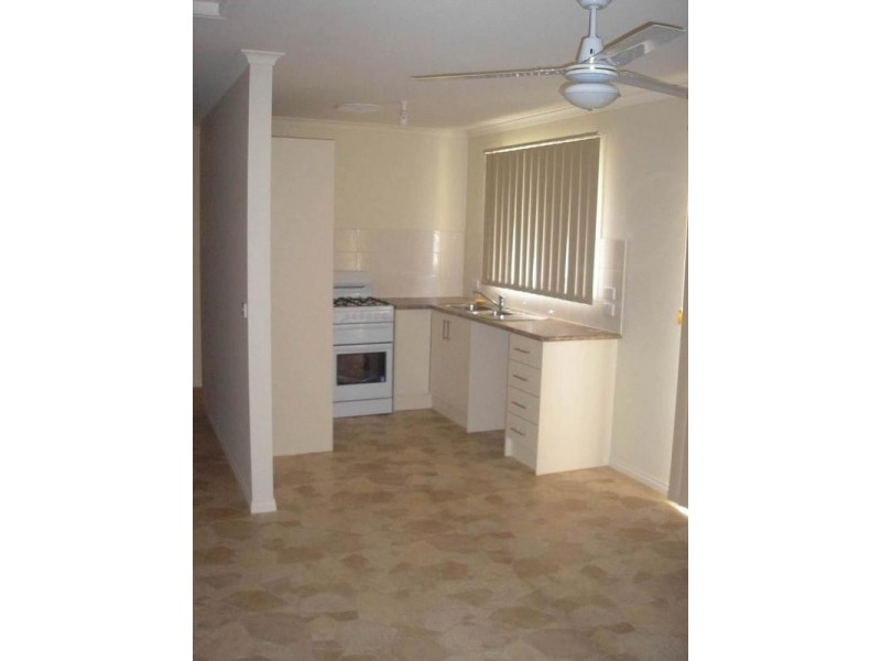 5 Natalie Court, Cranbourne VIC 3977