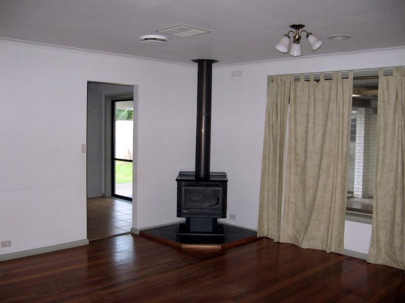 40 Valleyfair Drive, Narre Warren VIC 3805