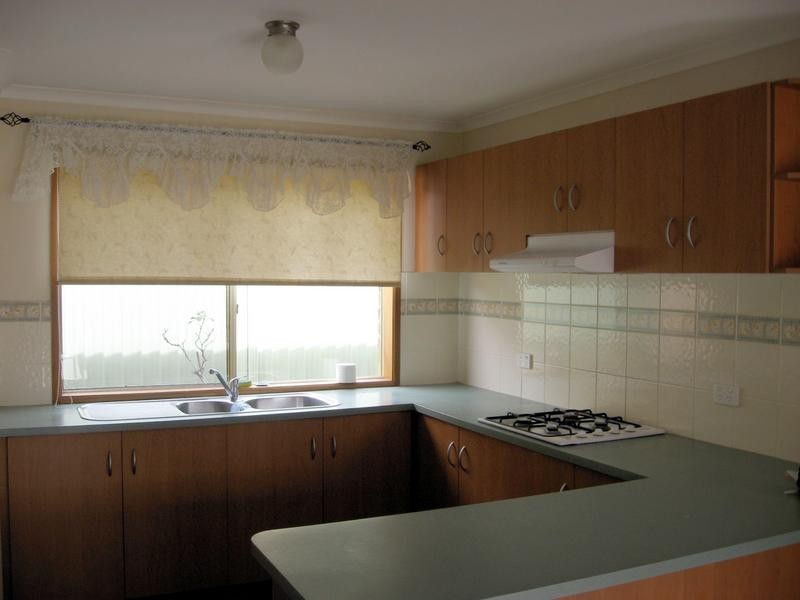 12 Greenock Crescent, Cranbourne VIC 3977