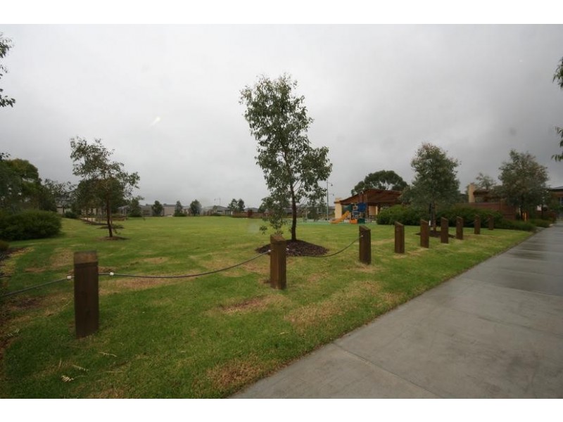 Cranbourne North VIC 3977