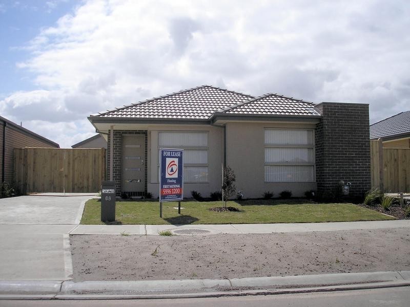 68 Aleppo Place, Cranbourne VIC 3977