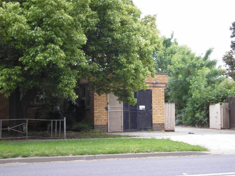 2/49 Bakewell Street, Cranbourne VIC 3977