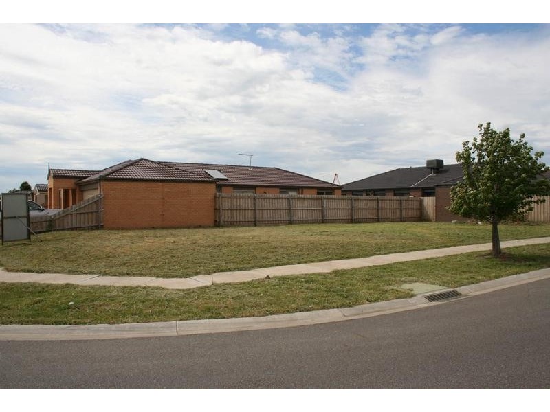Cranbourne VIC 3977