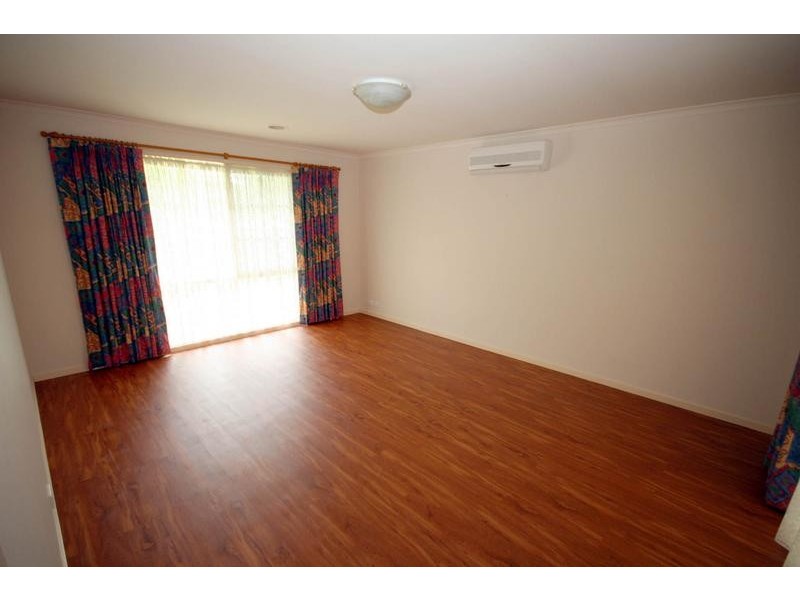 Cranbourne North VIC 3977