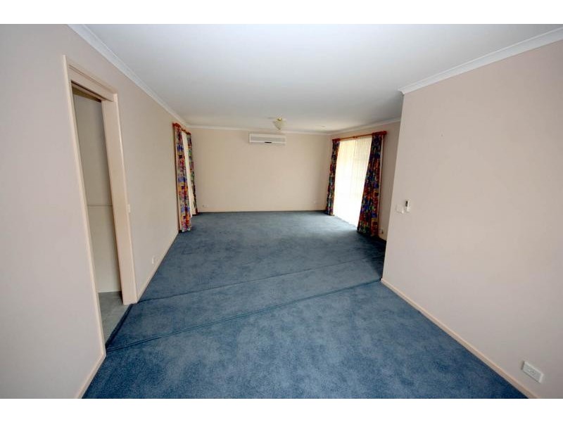 Cranbourne North VIC 3977
