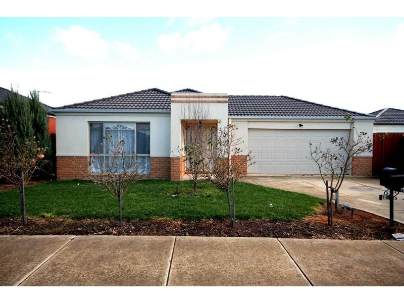 10 Ovata Place, Cranbourne VIC 3977