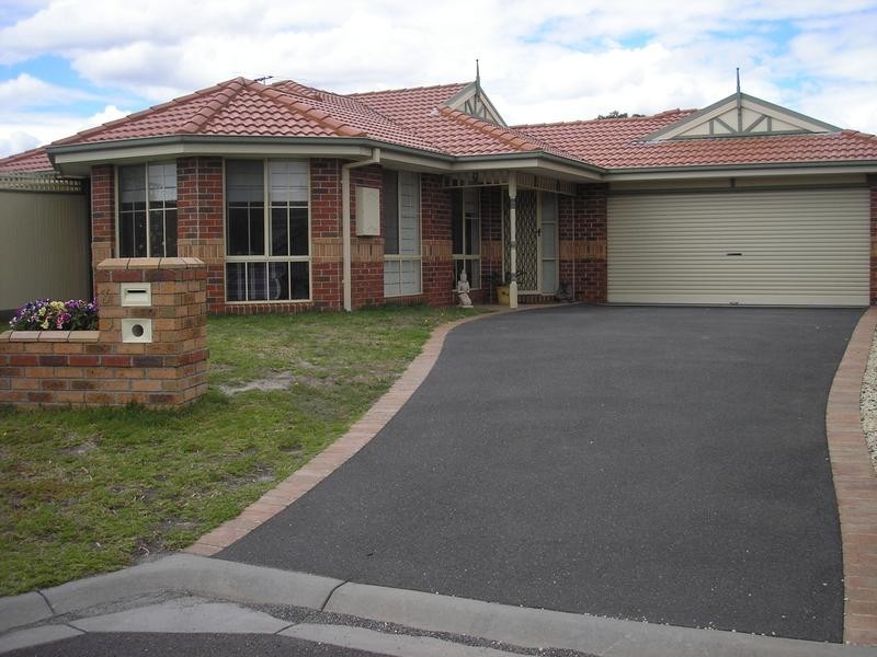 3 Wisteria Court, Skye VIC 3977