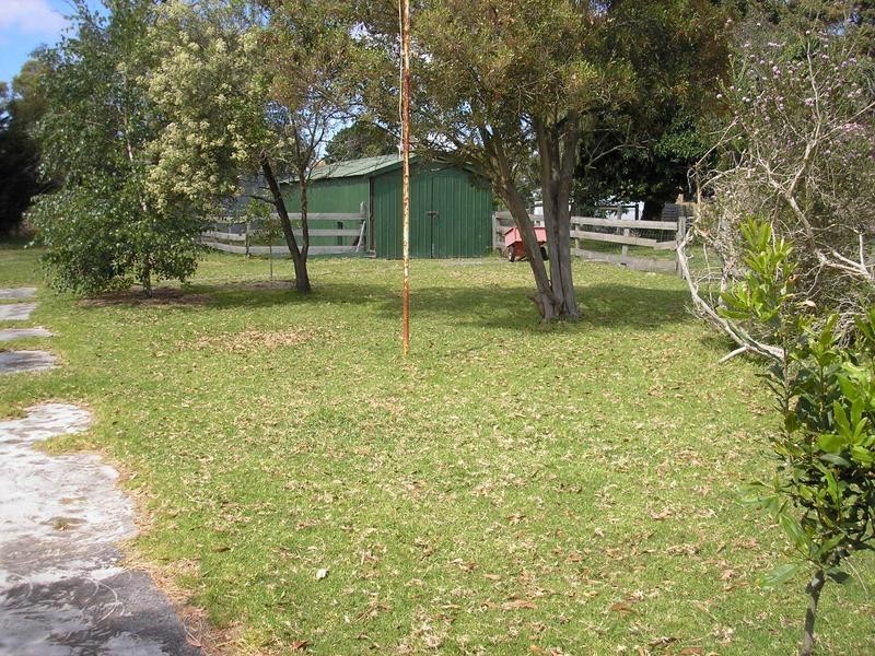 26 Facey Road, Devon Meadows VIC 3977