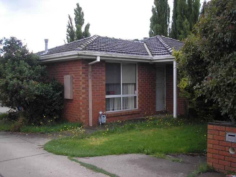 1/215 Sladen Street, Cranbourne VIC 3977