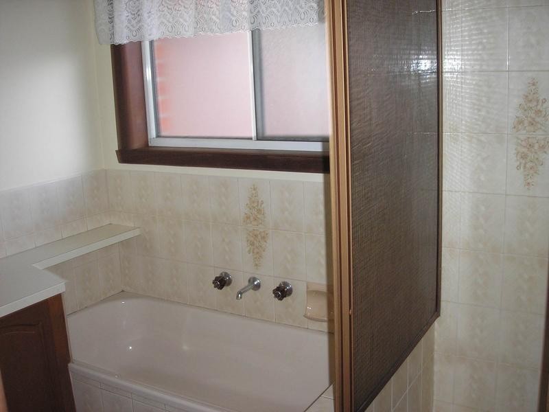 1/215 Sladen Street, Cranbourne VIC 3977