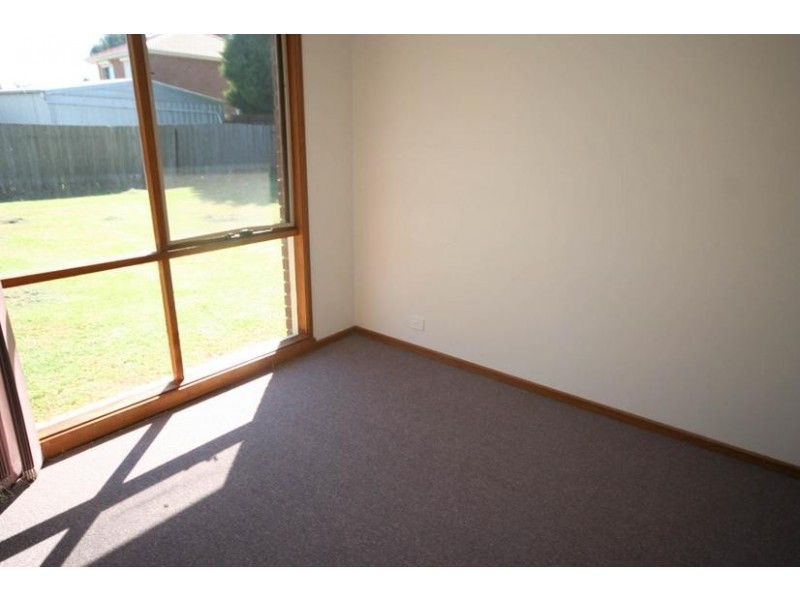 Cranbourne VIC 3977