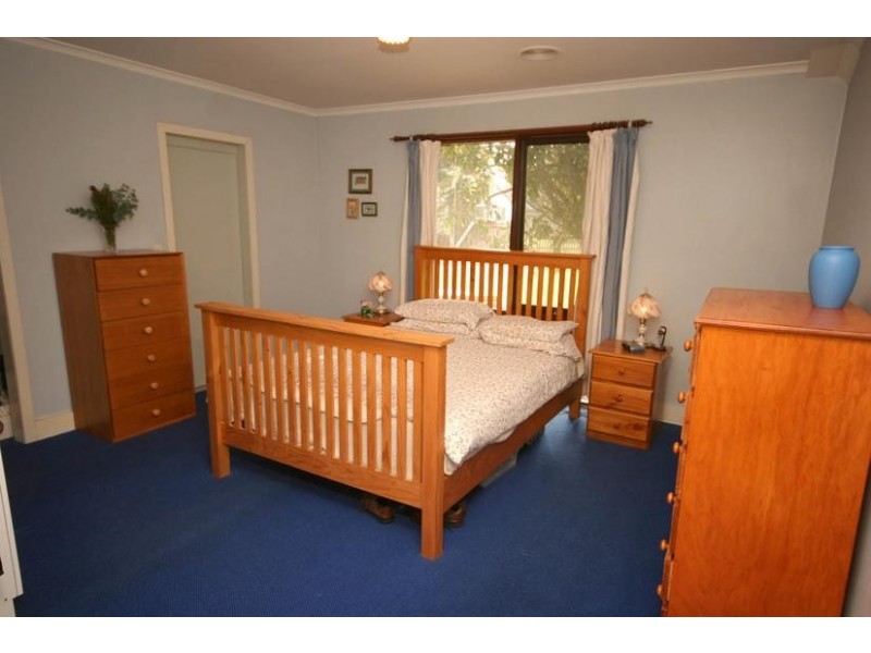 Junction Village VIC 3977