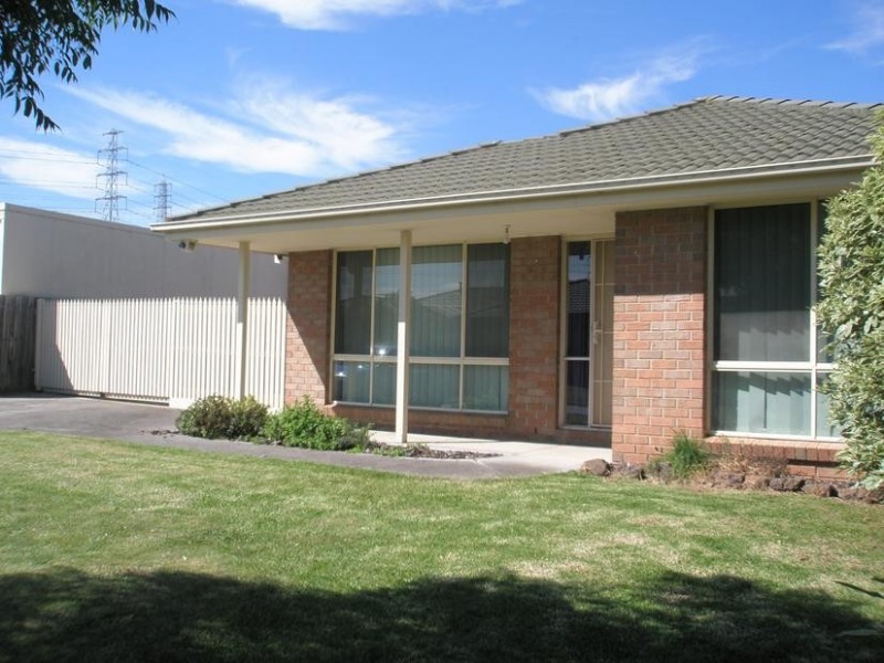 7 Rimes Close, Cranbourne VIC 3977