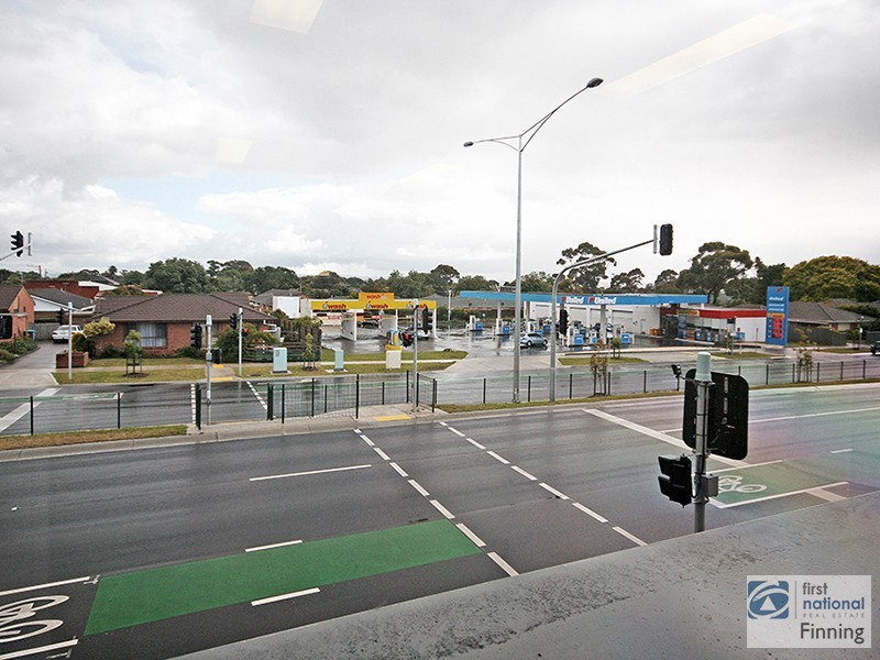 182C Sladen Street, Cranbourne VIC 3977