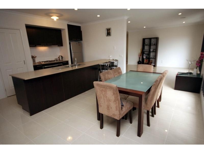 Cranbourne North VIC 3977