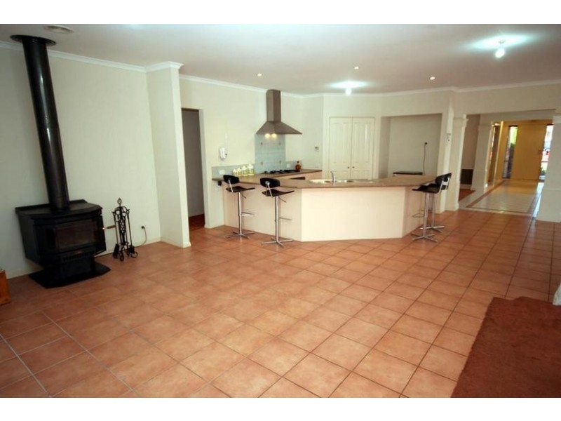 Cranbourne VIC 3977