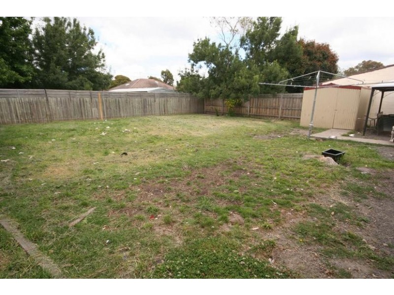 Cranbourne VIC 3977