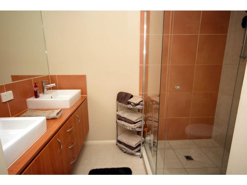 Cranbourne North VIC 3977