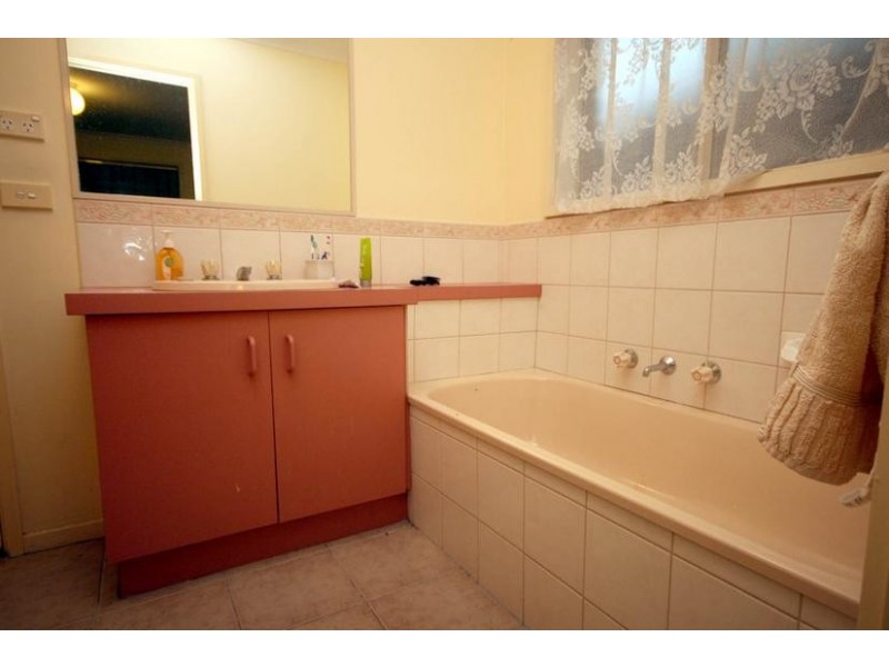 Cranbourne North VIC 3977