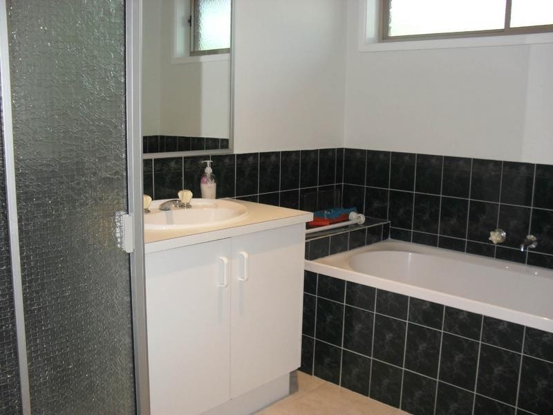 43 Joyce Street, Cranbourne VIC 3977