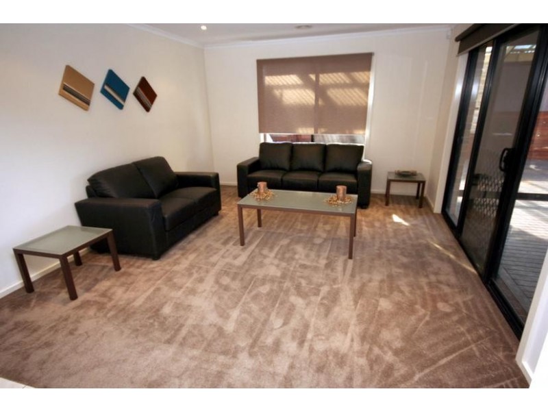 Cranbourne VIC 3977