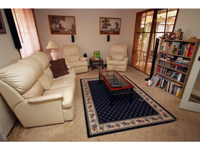 Cranbourne North VIC 3977