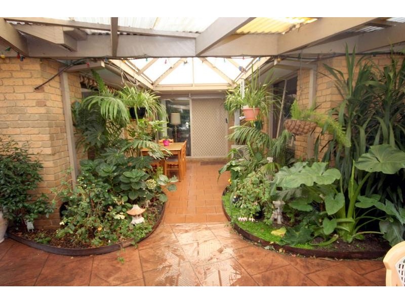 Cranbourne North VIC 3977