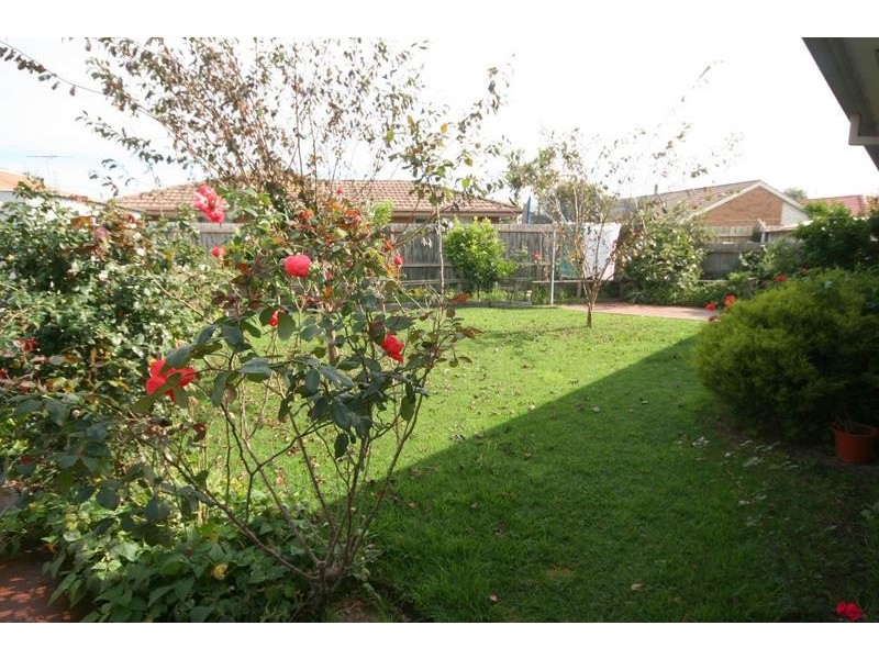 Cranbourne North VIC 3977