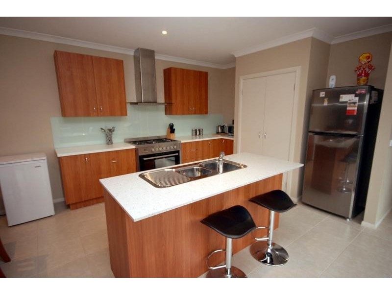 Cranbourne North VIC 3977
