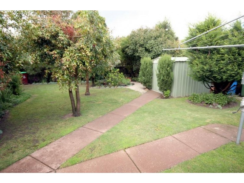 Cranbourne VIC 3977