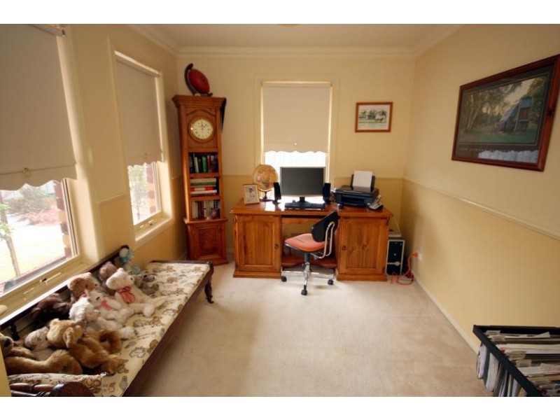 Cranbourne VIC 3977