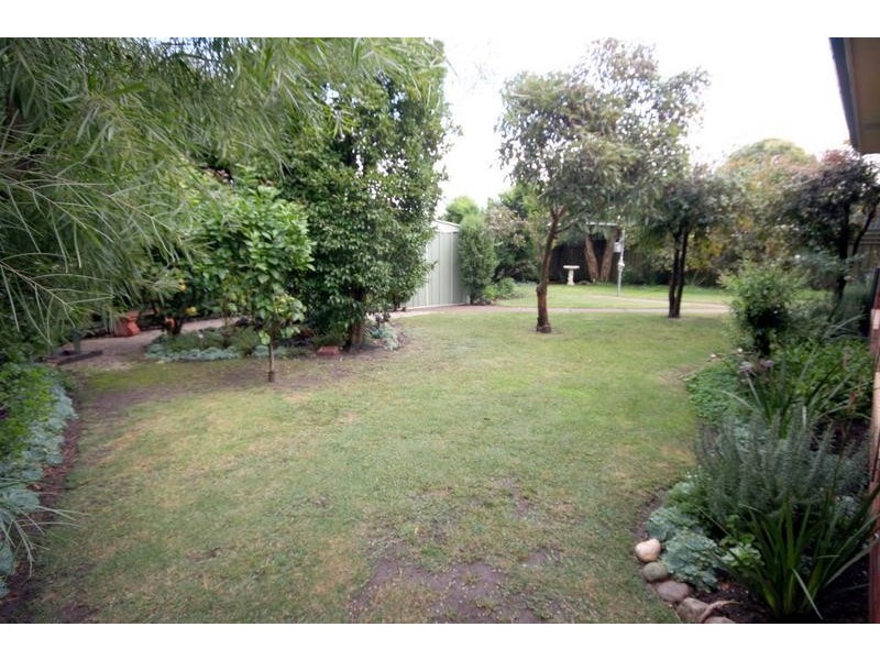 Cranbourne North VIC 3977