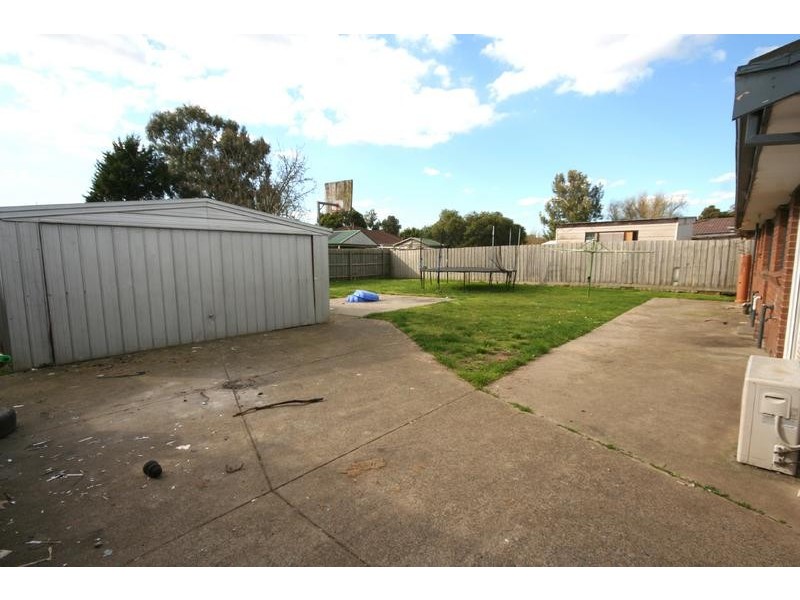 Cranbourne North VIC 3977