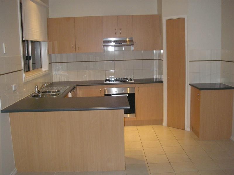 2/310 Centre Rd, Narre Warren South VIC 3805