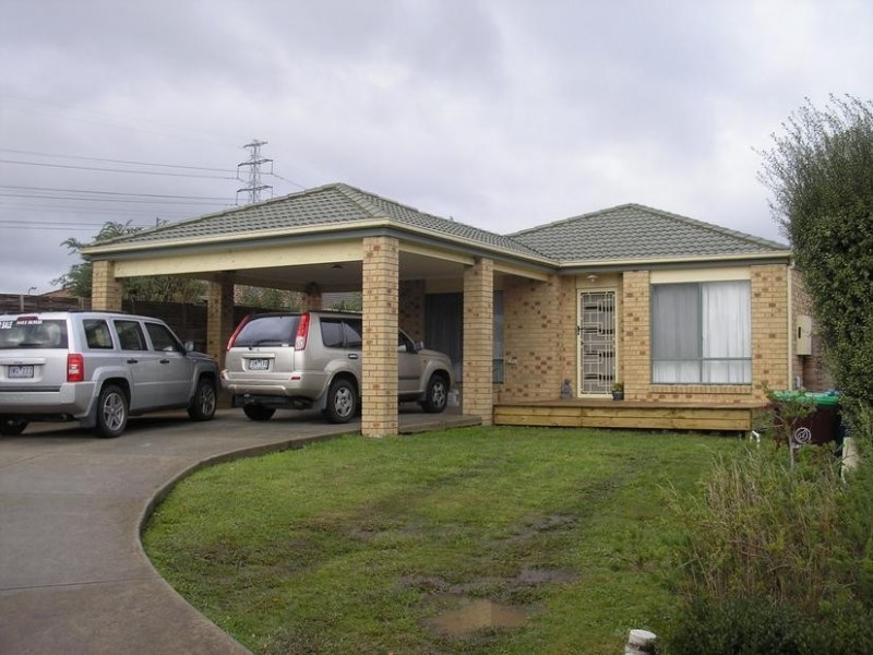 5 Rimes Close, Cranbourne VIC 3977
