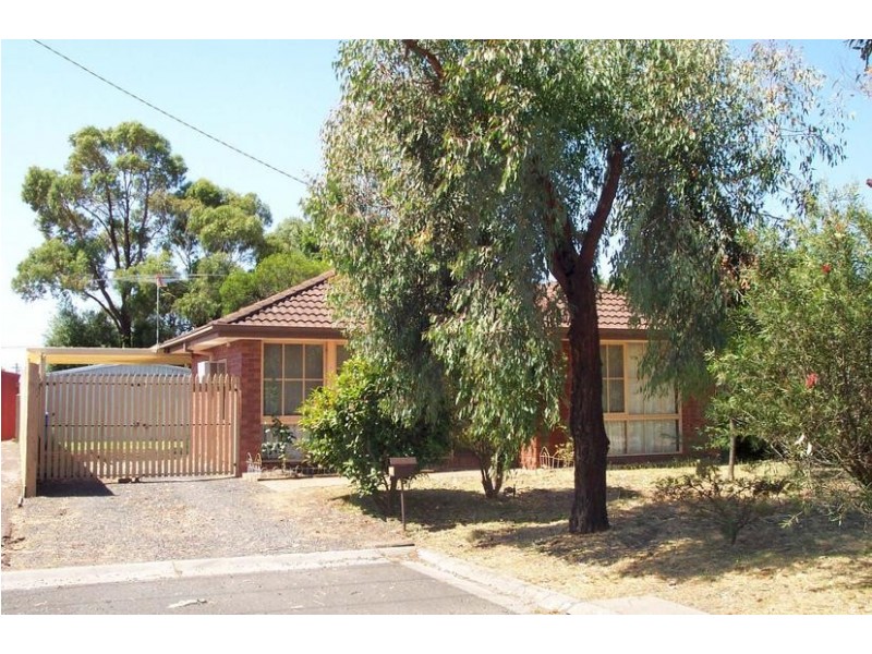 14 Conway Street, Cranbourne VIC 3977