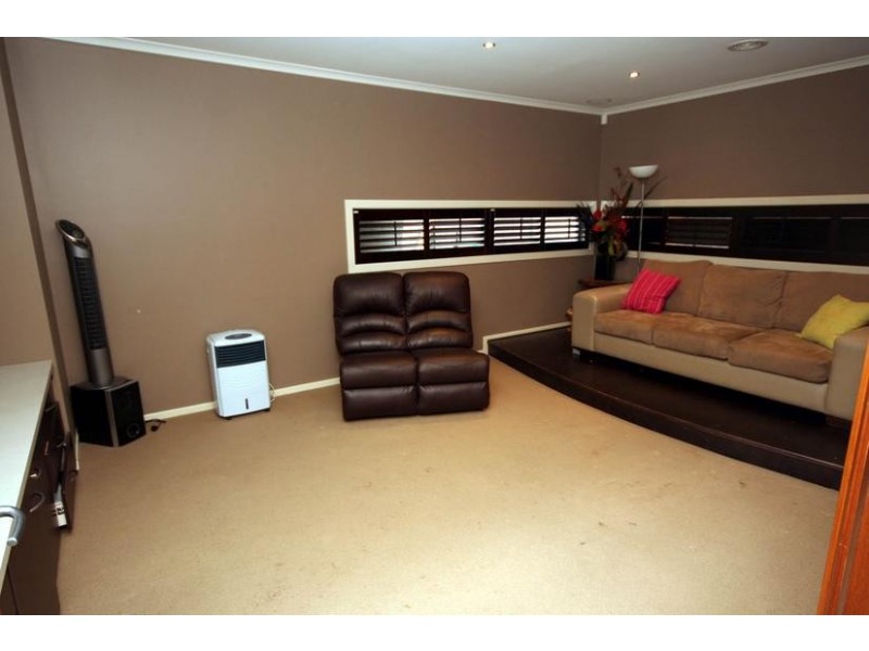 Cranbourne VIC 3977