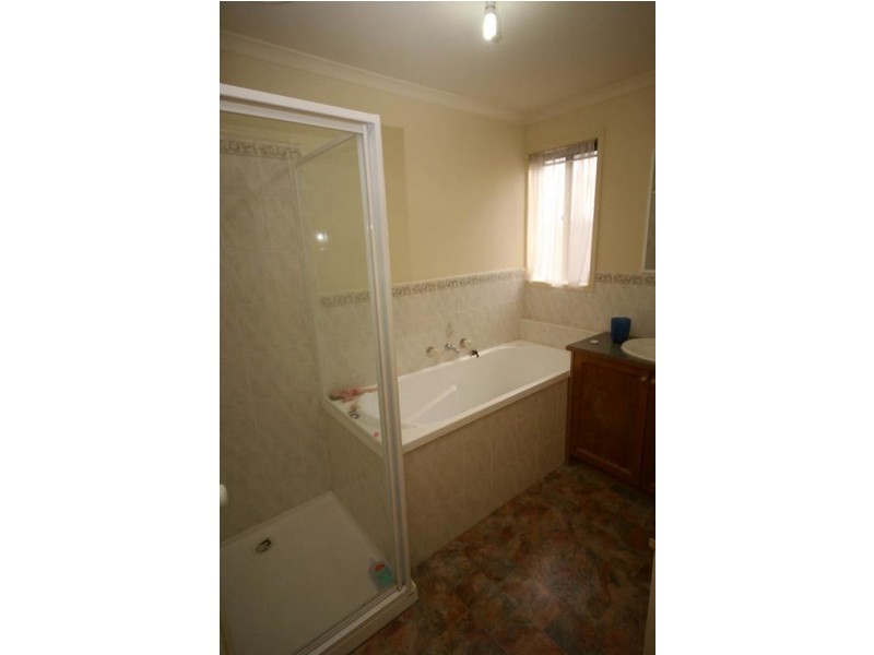 Cranbourne West VIC 3977