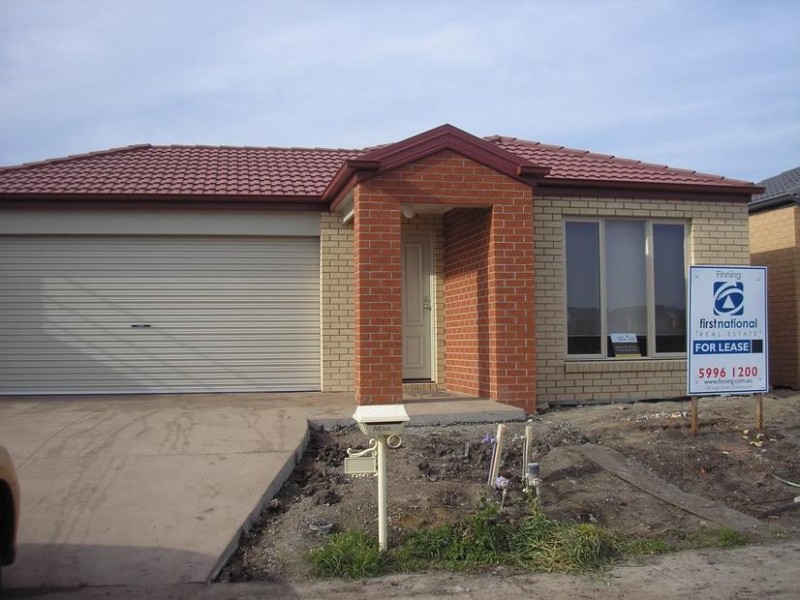 29 Ardent Crescent, Cranbourne VIC 3977