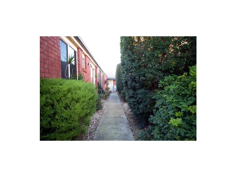 Cranbourne North VIC 3977