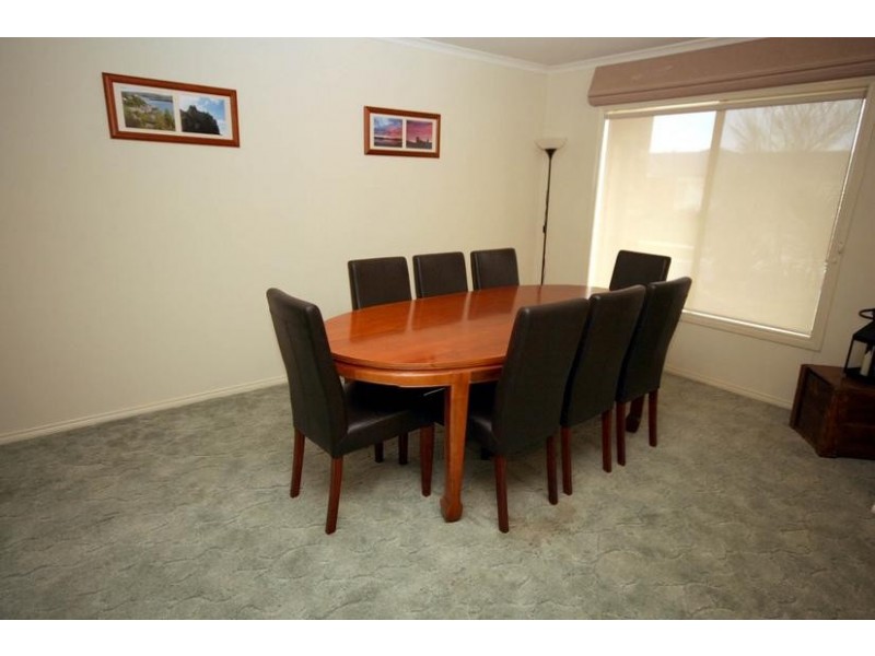 Cranbourne West VIC 3977