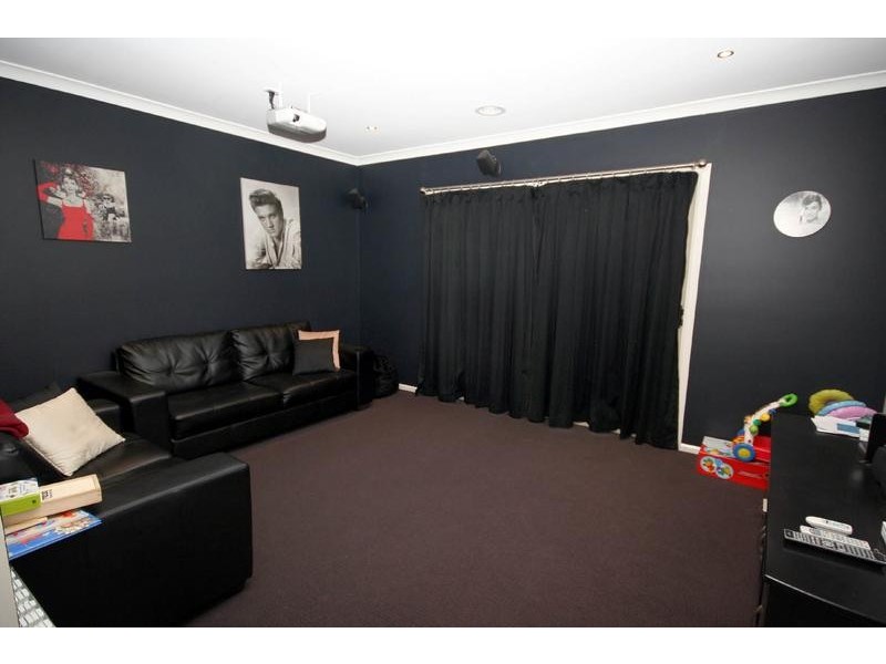 Cranbourne East VIC 3977