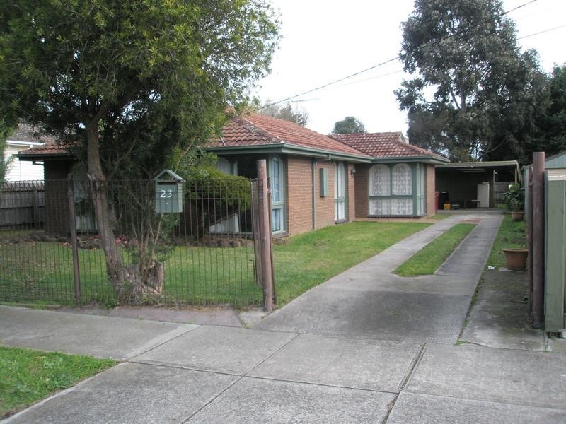 23 Ainsleigh Court, Cranbourne VIC 3977