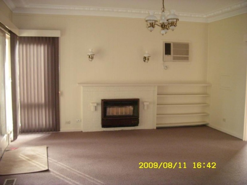 143 Sladen Street, Cranbourne VIC 3977