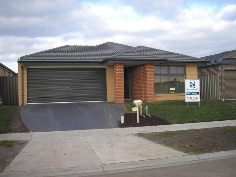 31 Ardent Crescent, Cranbourne VIC 3977