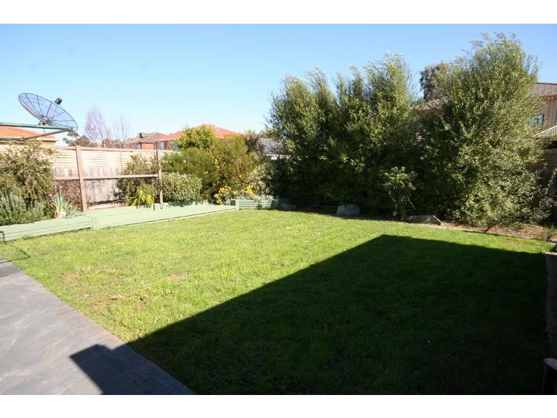 Cranbourne VIC 3977
