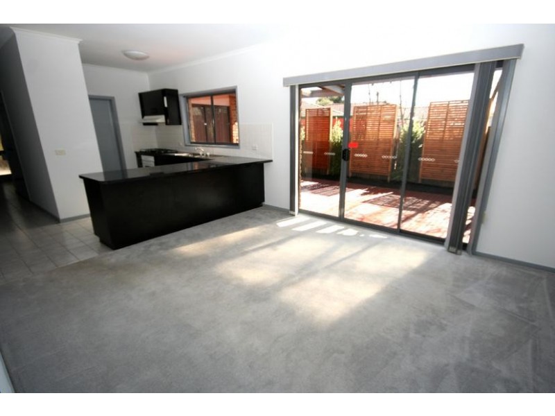 Cranbourne West VIC 3977