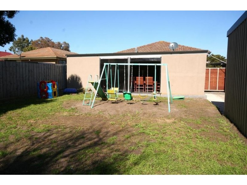 Cranbourne VIC 3977